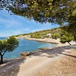 Kristina Apartamento Primošten